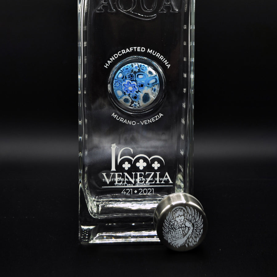 Bottiglia in Vetro decorata con Murrina di Murano - Azzurra per celebrare i 1600 anni di Venezia - My AQUA Bottle